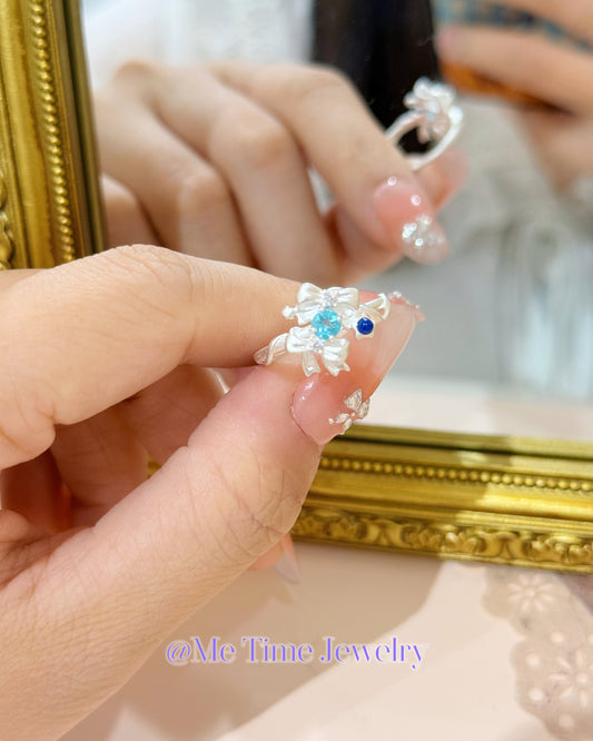 🎀 蝴蝶結托帕石戒指｜清甜夢幻感